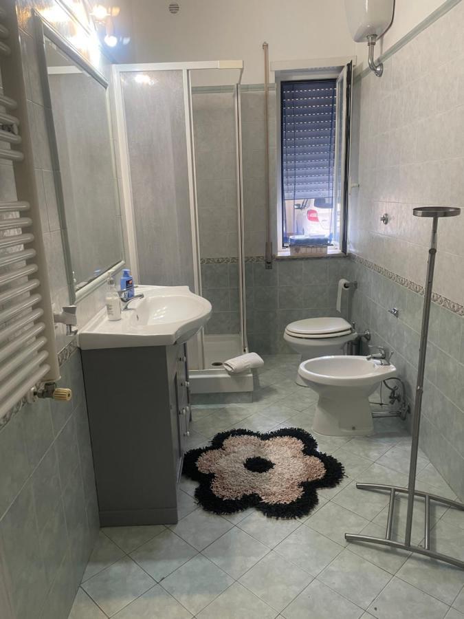 Airport Apartment Alloggio Turistico T&C Fiumicino Zewnętrze zdjęcie